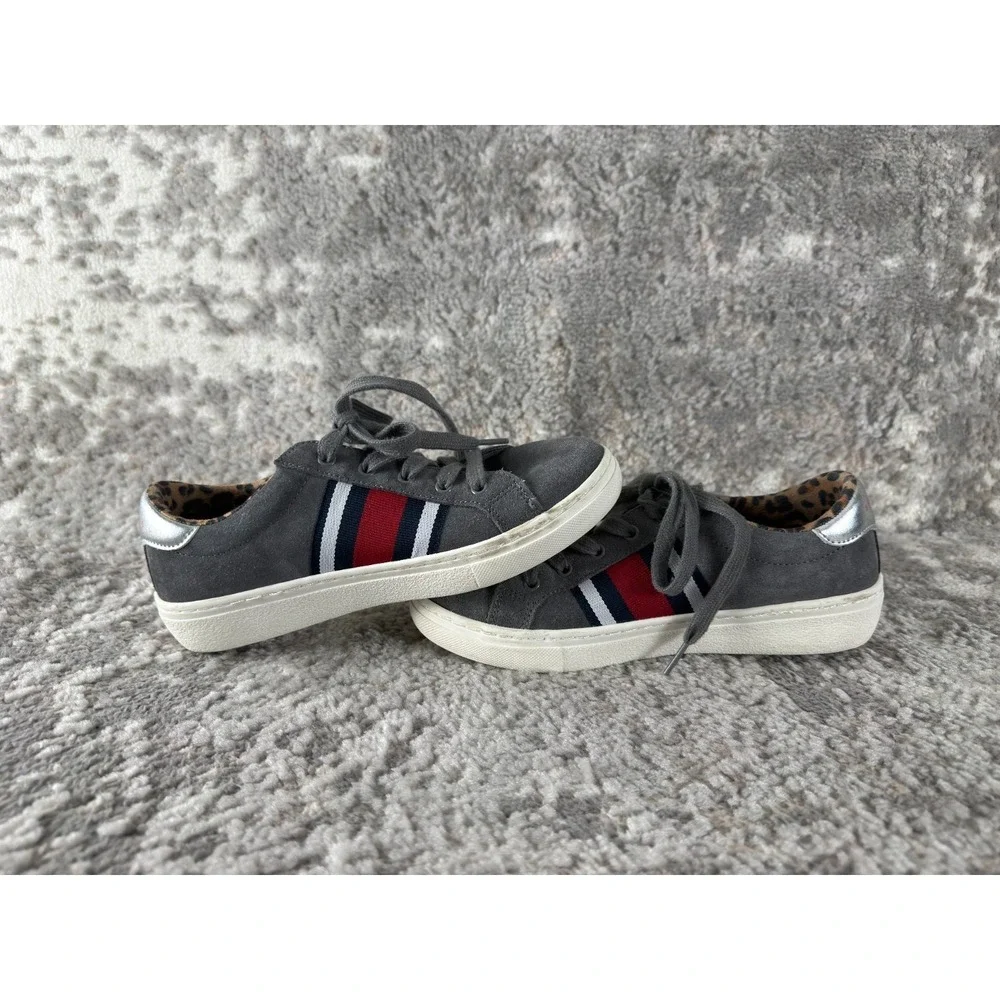 Skechers Size 7 Striped‎ Cheeta Print Sneakers Gray Lace Walking